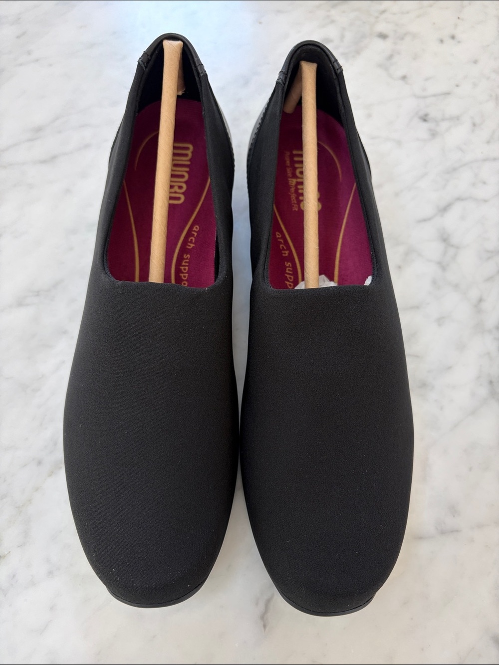 Munro Traveler Black Stretch Fabric Slip-On Comfort Flats
